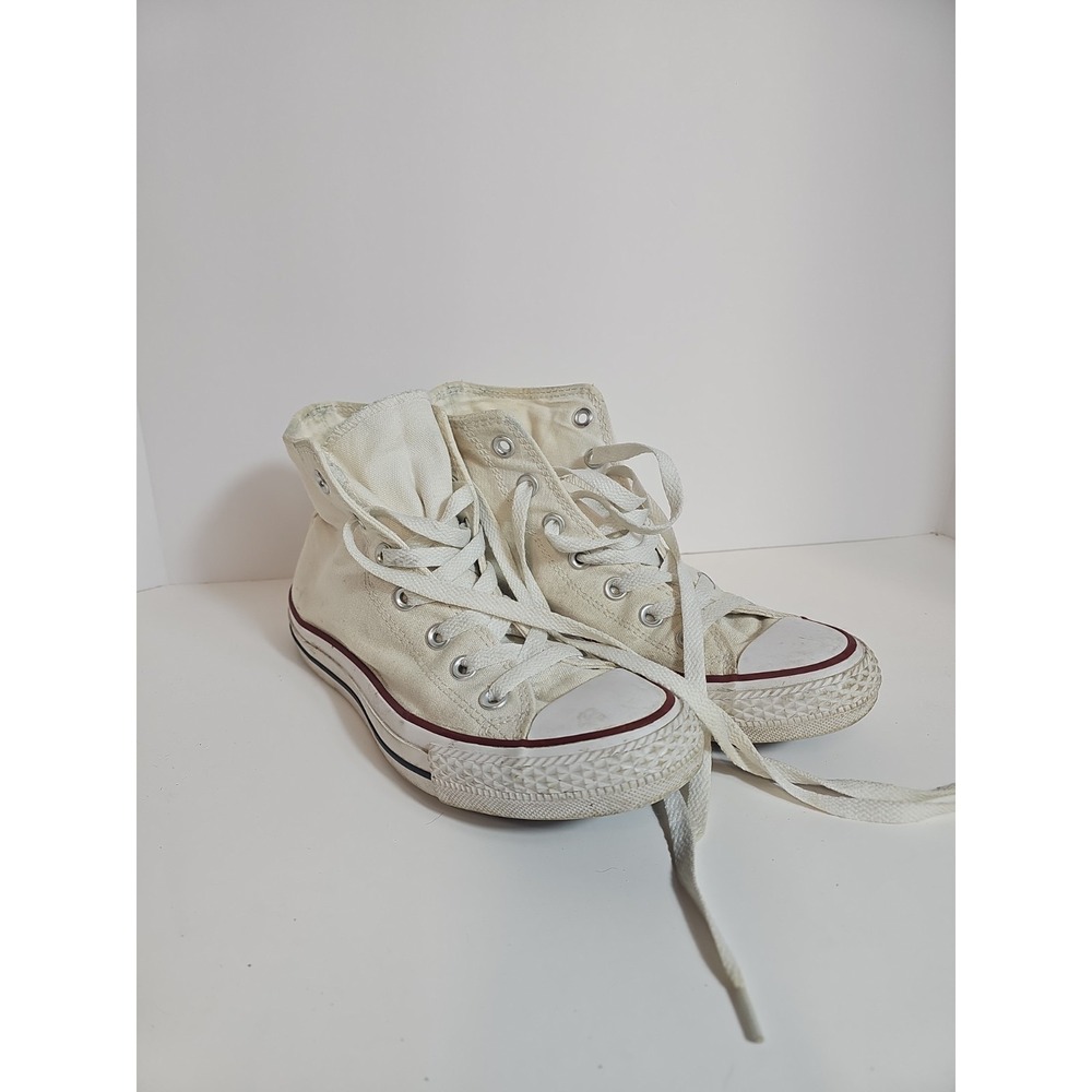 CONVERSE Unisex M5 W7 Chuck Taylor ALL STAR High Top White Sneakers